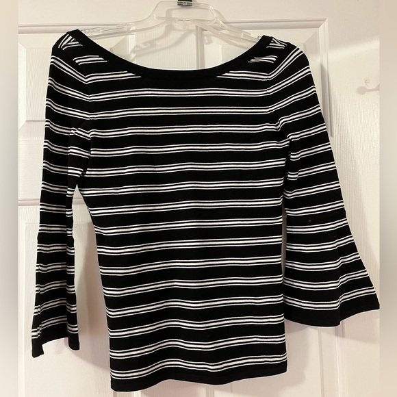 Reversible WHBM striped top with flared sleeves - Picture 2 of 2
